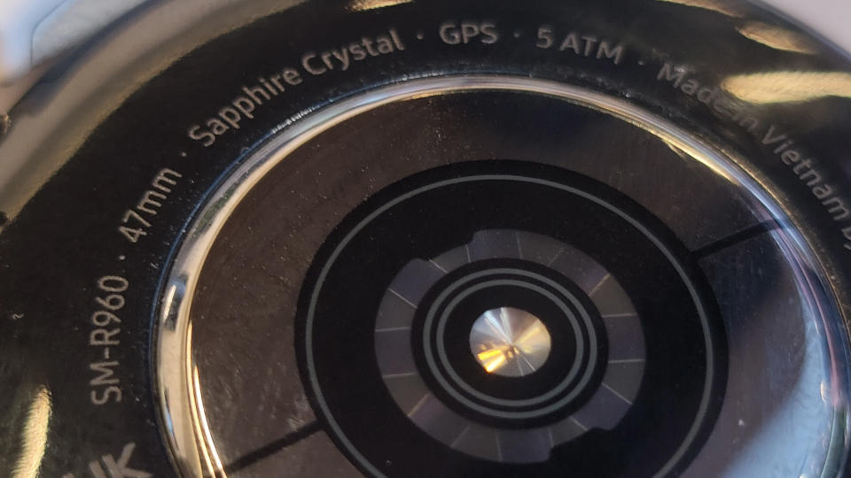 Samsung Galaxy Watch 6 Classic rear sensor