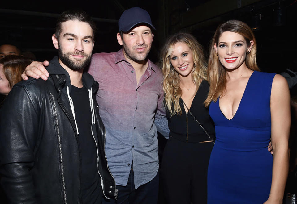 Nearby, siblings Chace Crawford (left) and Candice Crawford (second from right) mingled with Candice’s husband, Dallas Cowboys quarterback Tony Romo, and actress Ashley Greene. (Photo: Mike Coppola/Getty Images for DirecTV)