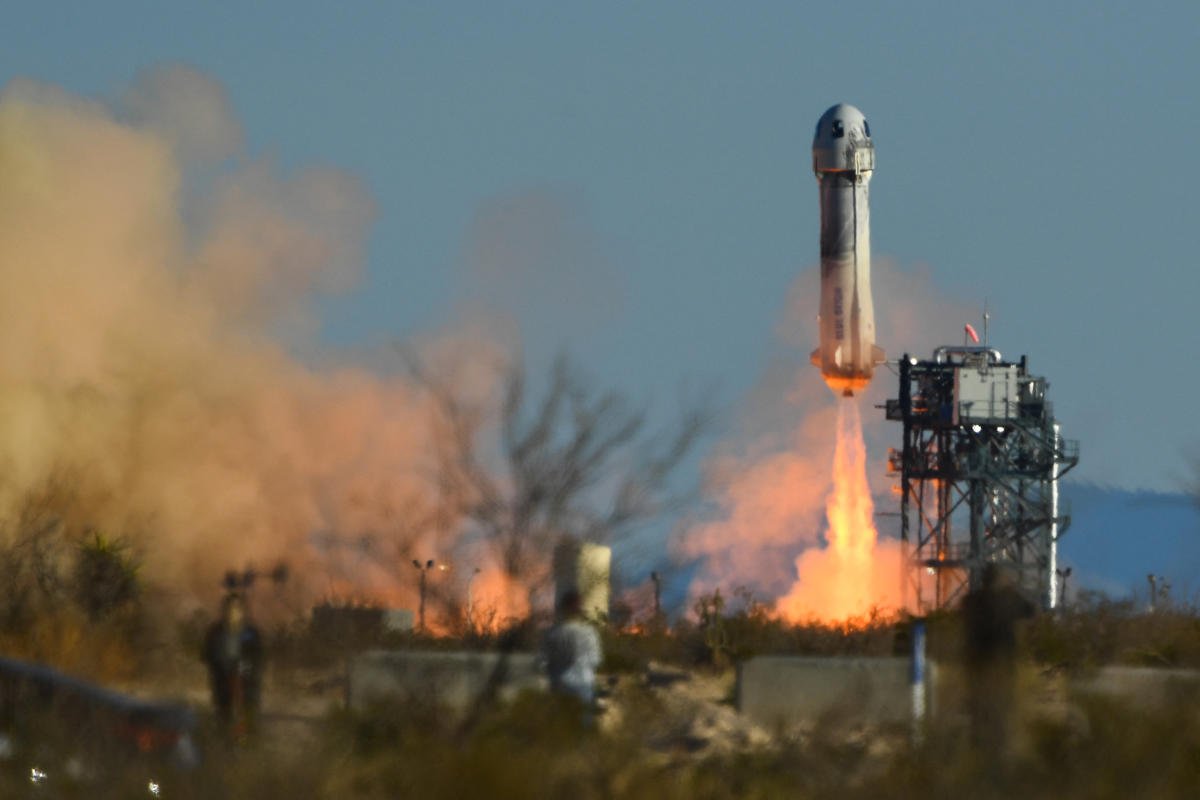 El brasileño se va al espacio este sábado en la nave de Jeff Bezos