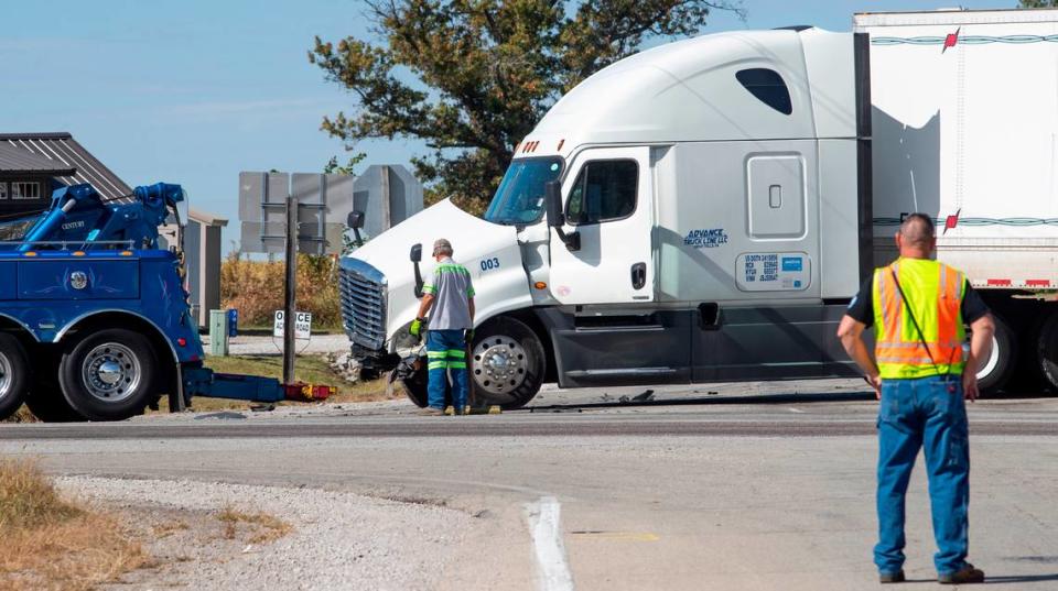 According to preliminary information, a semitractor-trailer traveling south on Illinois 4 collided with an SUV at the intersection of Illinois 4 and Illinois 140 near Hamel. The truck failed to stop at the intersection and struck the passenger side of the SUV, killing the two occupants, police said.