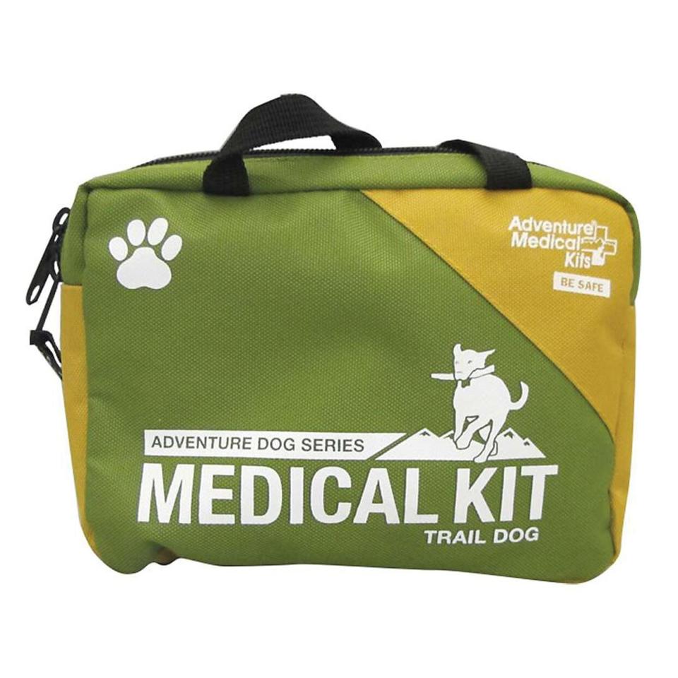 adventure-medical-kits-trail-dog