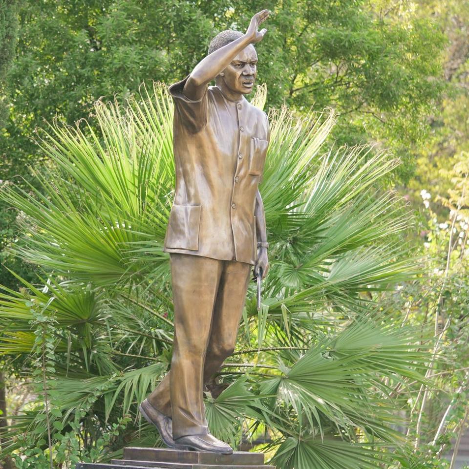 Statue of Julius Nyerere