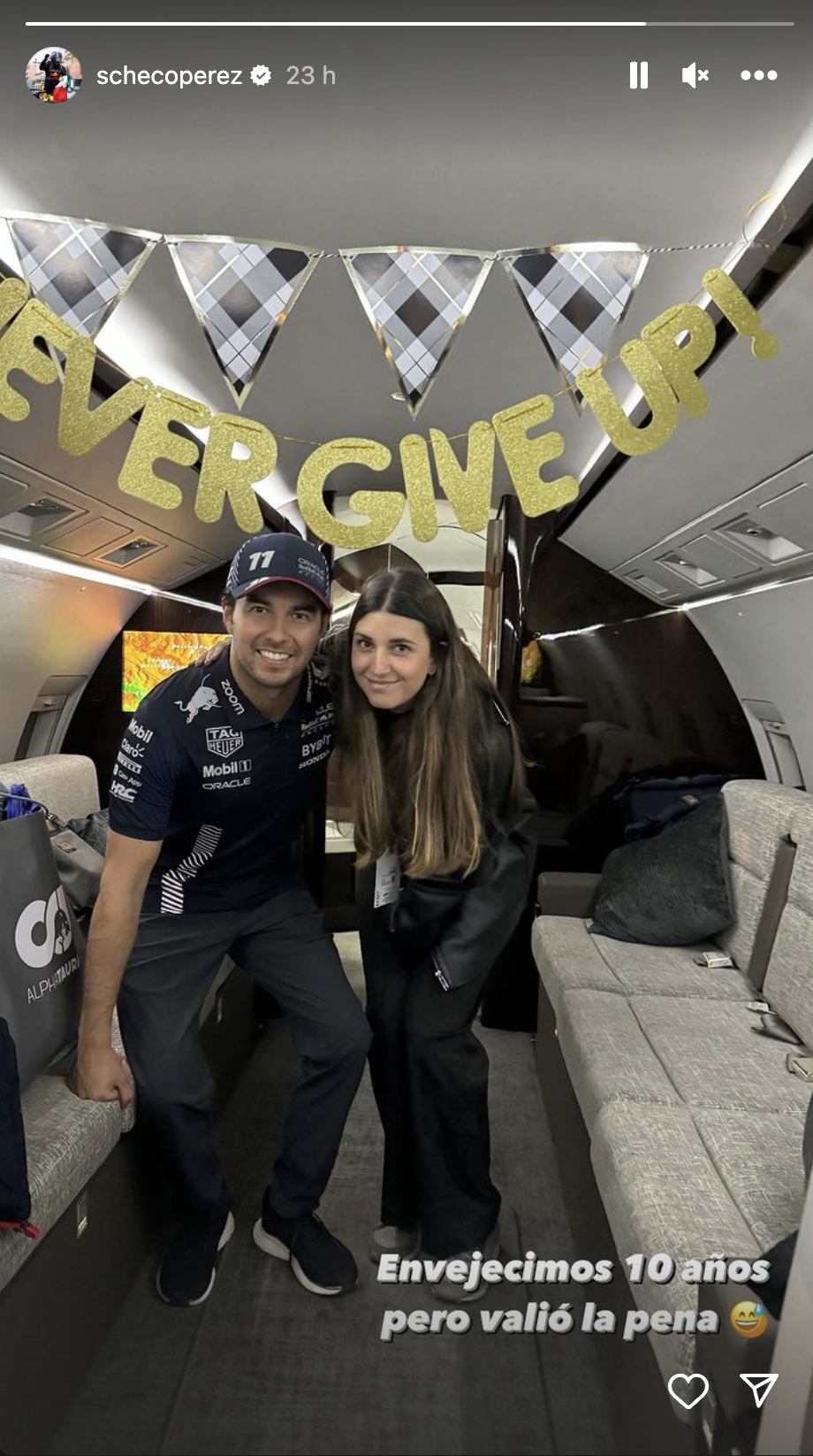 Checo y Carola