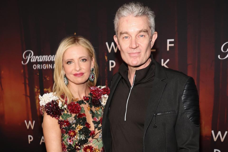 Sarah Michelle Gellar and James Marsters