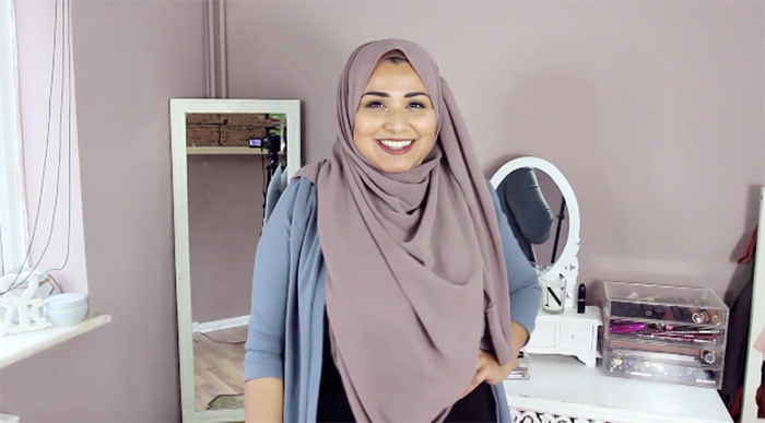 Nilufa Dahlia promotes the hijab. (Photo: channelmum.com)