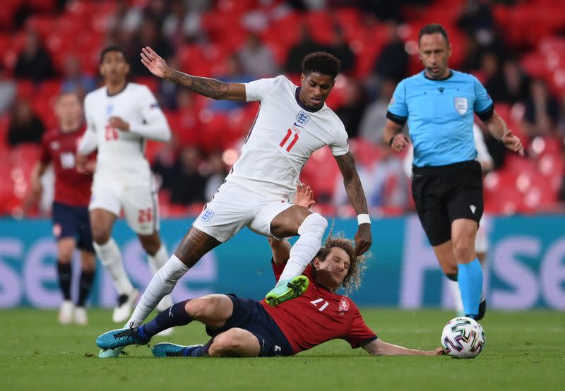 Euro 2020 - Group D - Czech Republic v England