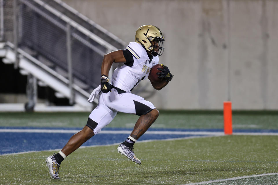 AKRON, OH - NOVEMBER 04: Western Michigan Broncos wide receiver D'Wayne Eskridge (1) returns the opening kickoff during the first quarter of the college football game between the Western Michigan Broncos and Akron Zips on November 4, 2020, at Summa Field at InfoCision Stadium in Akron, OH. (Photo by Frank Jansky/Icon Sportswire via Getty Images)