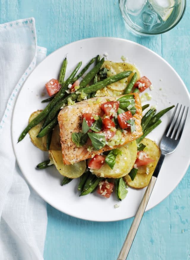 Roasted Salmon, Potatoes & Green Beans