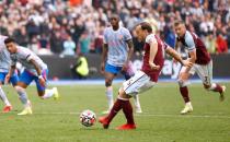 Premier League - West Ham United v Manchester United