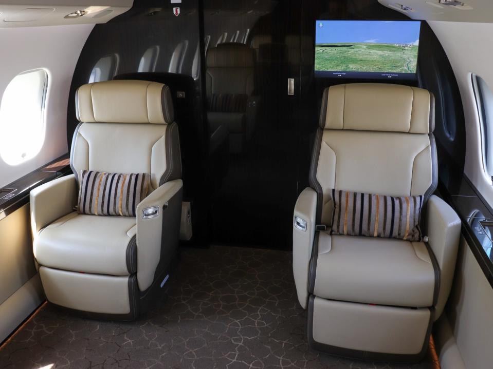 Bombardier Global 6500 private jet