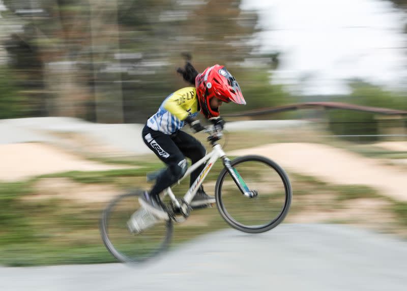 Foto de Camila Iachini entrenanado en Los Teques, Venezuela