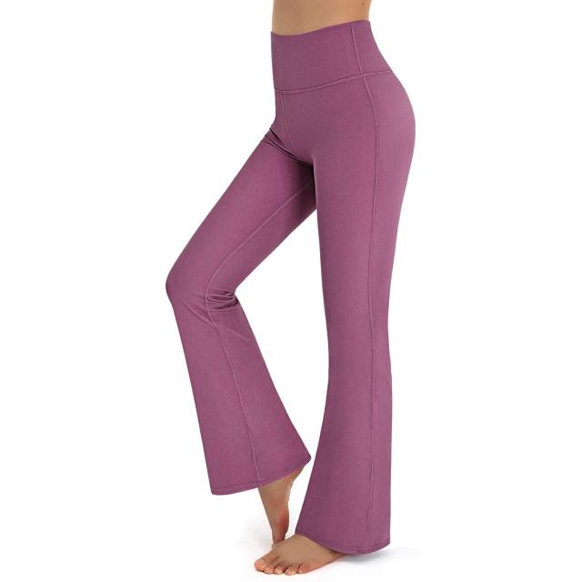 I Can't Stop Buying These Flattering Bootcut Yoga Pants — and They