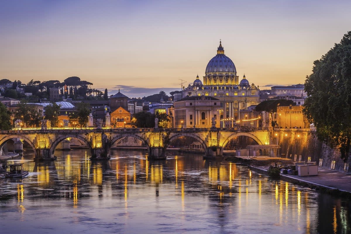 Sunset over St Peter’s Basilica (iStock)