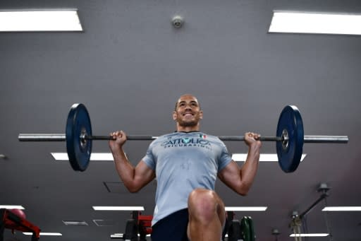 Weighty issue - Italy great Sergio Parisse could miss out on another Test farewell