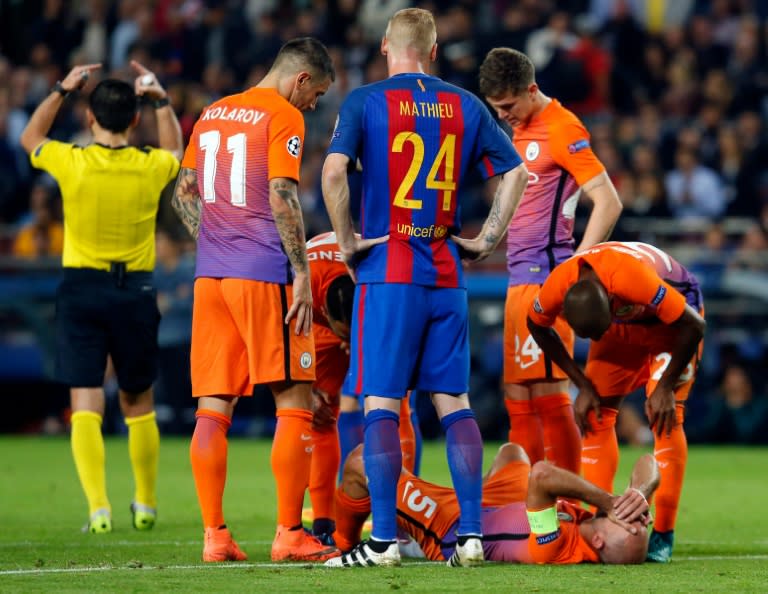 Manchester City will be without right-back Pablo Zabaleta (on ground) for the visit of Southampton, after he sustained a knock against Barca