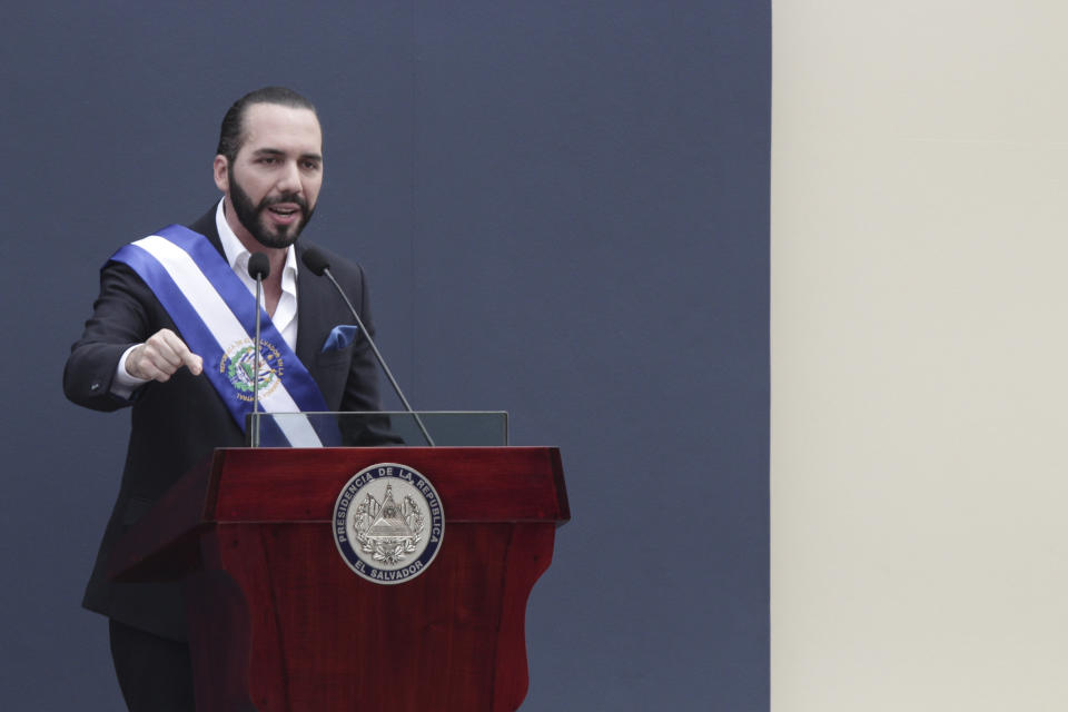 FILE - El Salvador's President Nayib Bukele delivers his inaugural address after being sworn-in at Plaza Barrios in San Salvador, El Salvador, June 1, 2019. El Salvador said on May 31, 2024, that authorities have broken up a plot to plant bombs around the country to coincide with Bukele’s second inauguration, planned for June 1, 2024. (AP Photo/Salvador Melendez File)