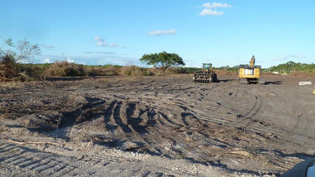 Machines clear ground for Blue Origin’s factory. <span class="inline-image-credit">(Blue Origins)</span>