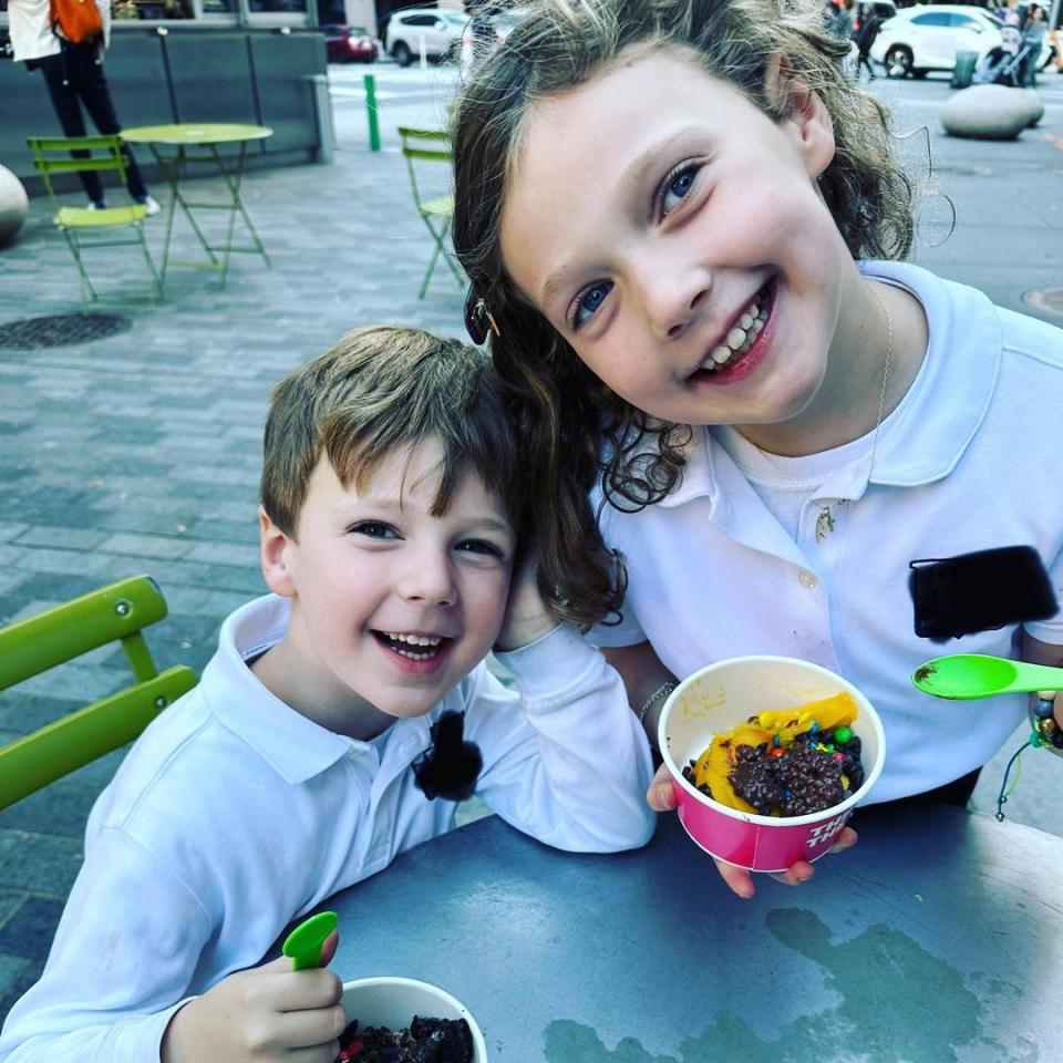 Savannah Guthrie's kids eat ice cream