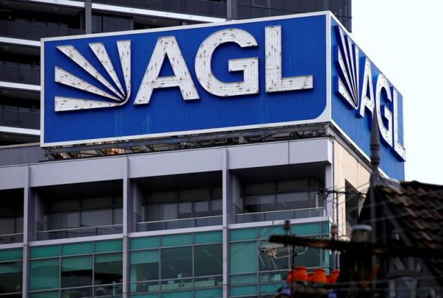 Australia s AGL Energy ditches demerger CEO and chairman to quit