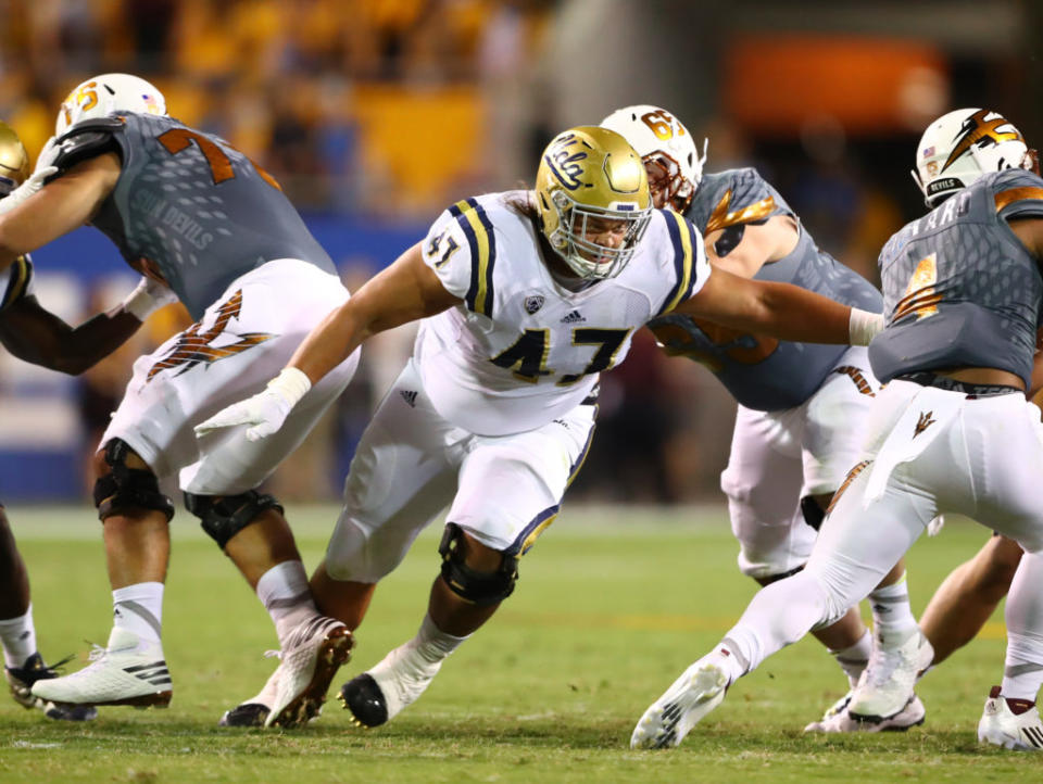 Raiders Rookie DT Eddie Vanderdoes