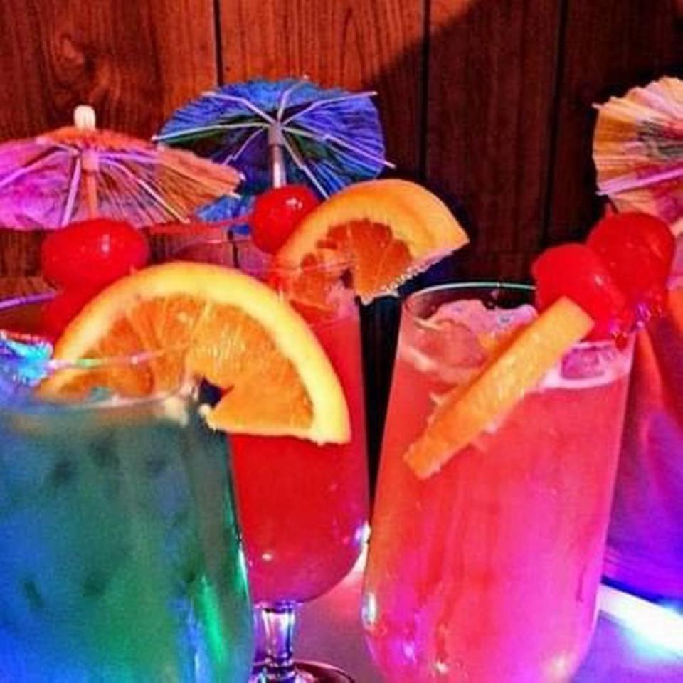 The Reggae Lounge in Charlotte will serve 10 signature Caribbean-themed drinks at the full-service bar. The Reggae Lounge