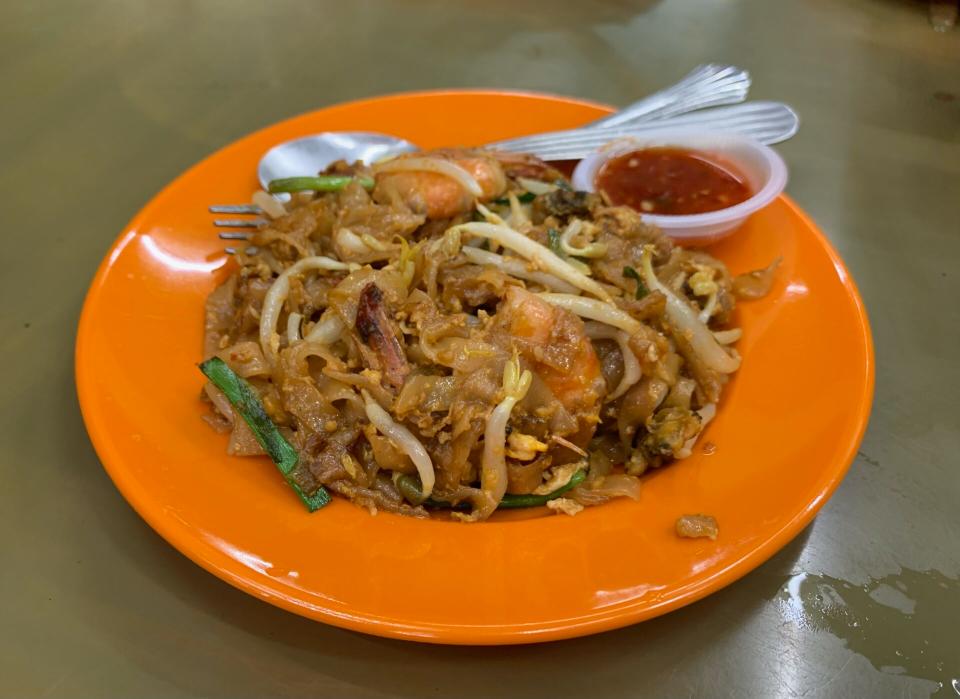 Lau Wan Kuetiau - Plate of kuetiau goreng