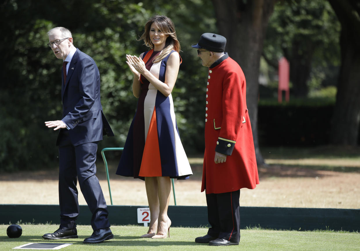 Melania Trump wore a dress by Victoria Beckham during her visit to England. (Photo: Getty Images)