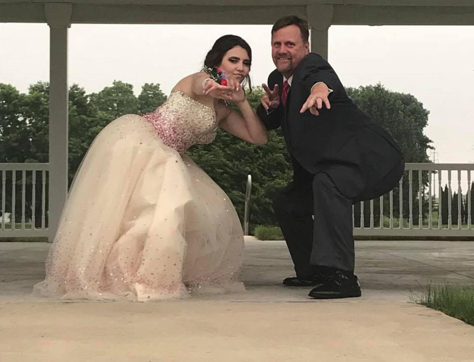Kaylee said she didn’t want to attend prom after Carter’s death, but changed her mind when his father asked to accompany her. Photo: Facebook/ Kelly O’Neil Brown