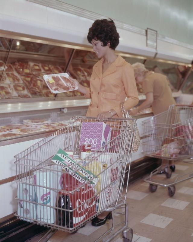 100 vintage 1960s supermarkets & old-fashioned grocery stores