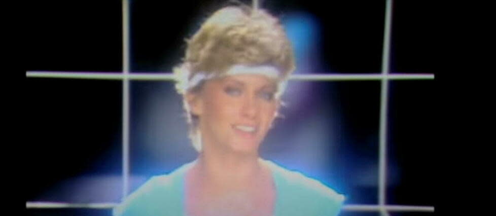 Olivia Newton-John dans le vidéo clip officiel de « Physical », en 1981.  - Credit:DR