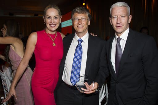 The Bill Gates Handshake: Offensive, or Just Weird? A Photo Investigation