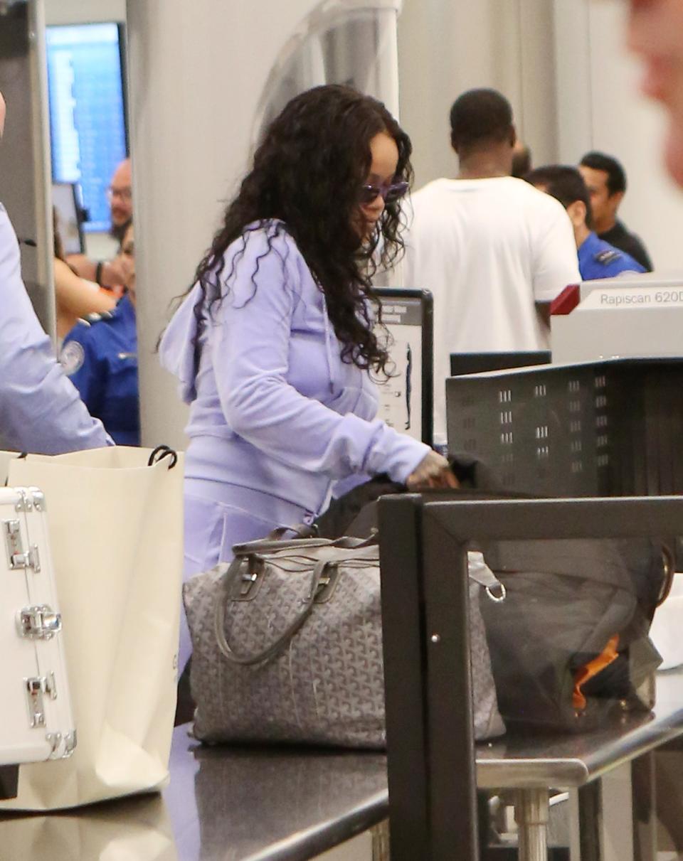 Rihanna slays at LAX