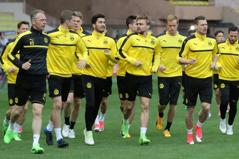 Dortmund's players take part in a training session at the Louis II Stadium in Monaco on April 18, 2017, on the eve of their UEFA Champions League quarter-final 2nd leg match against Monaco