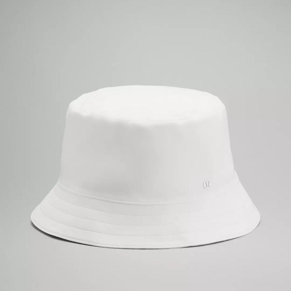 lululemon bucket hat, Brad Pitt bucket hat
