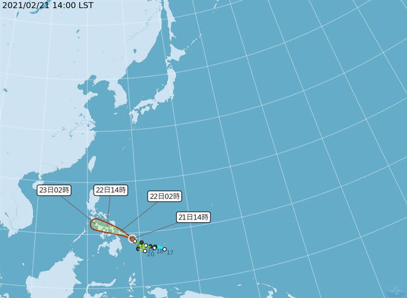 颱風「杜鵑」正朝菲律賓中南部群島方向移動。（圖／中央氣象局）