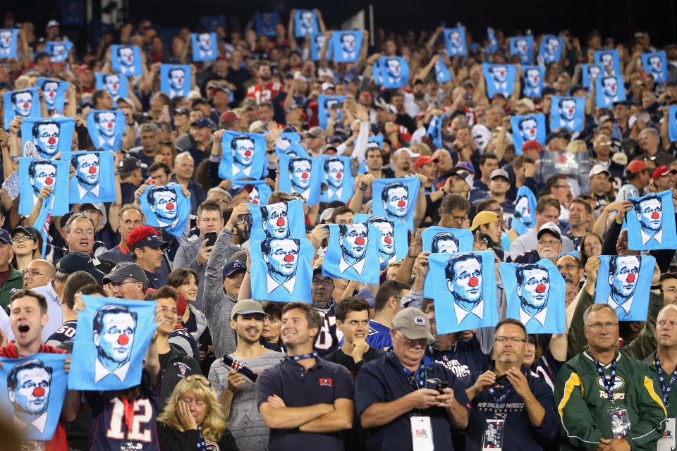 <p>Fans hold towels depicting NFL Commissioner Roger Goodell wearing a clown nose during the game between the Kansas City Chiefs and the New England Patriots at Gillette Stadium on September 7, 2017 in Foxboro, Massachusetts. (Photo by Maddie Meyer/Getty Images) </p>