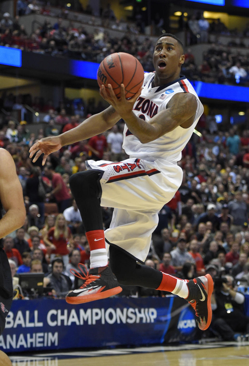 Arizona forward Rondae Hollis-Jefferson drives during the first half against San Diego State in an NCAA men's college basketball tournament regional semifinal, Thursday, March 27, 2014, in Anaheim, Calif. (AP Photo/Mark J. Terrill)