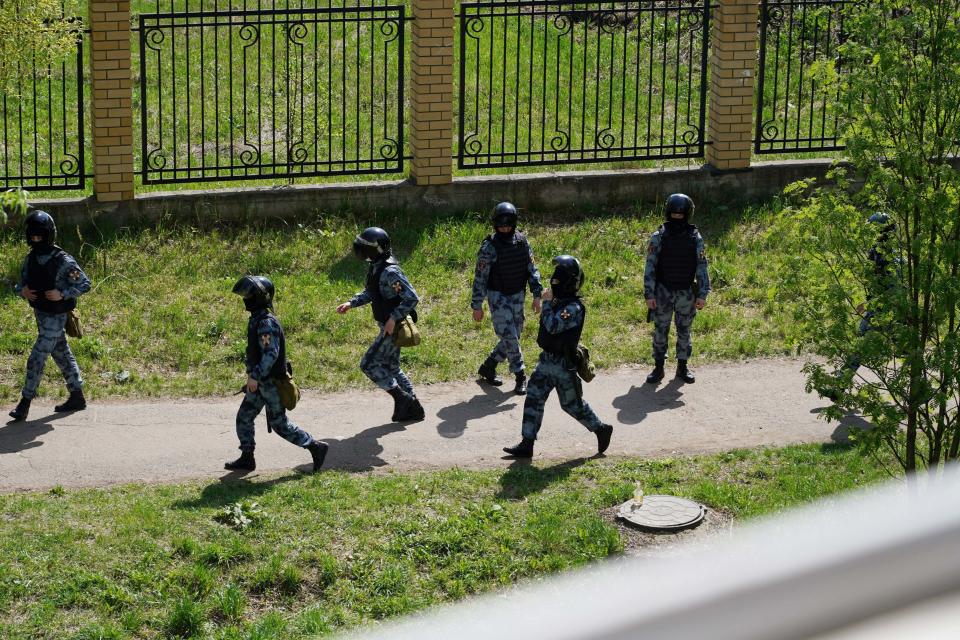 Image: Deadly school shooting in Kazan (Max Zareckiy / Reuters)