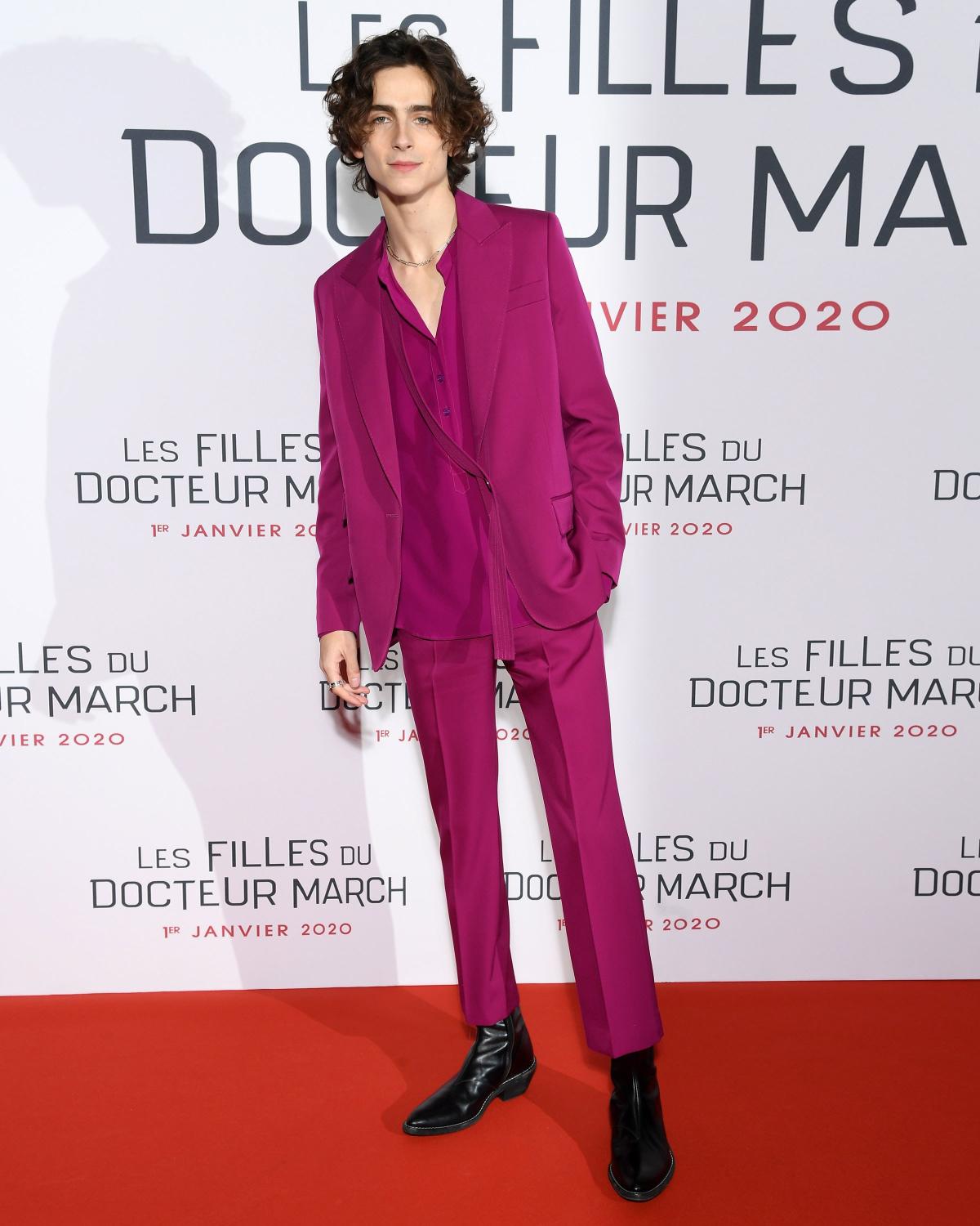 Whats The Deal With Timothee Chalamet Paris Keychain?