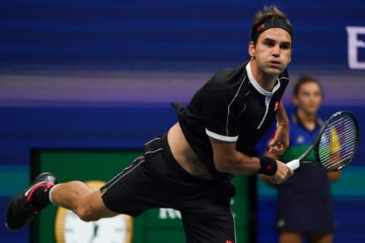 Roger Federer breezed through the first set in 29 minutes and appeared to have withstood the danger until Grigor Dimitrov opened the fourth set with a break