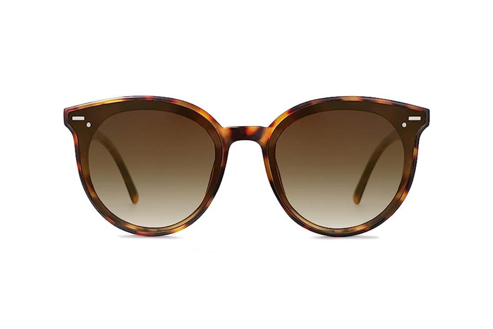 tortoiseshell sunglasses