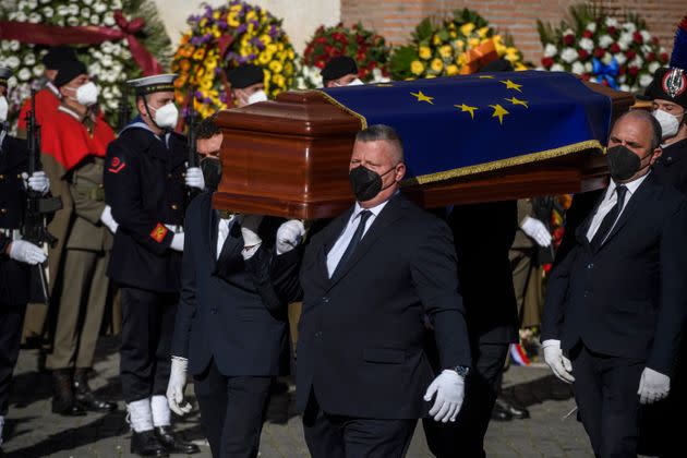 ROME, ITALY - JANUARY 14: Pallbearers officers carry the coffin of the European Parliament President David Sassoli following the state funeral ceremony at Santa Maria degli Angeli Basilica, on January 14, 2022 in Rome, Italy. Italian David Sassoli, President of the European Parliament, died at 65 years-old. A former TV presenter, he had led the parliamentary assembly since 2019. (Photo by Antonio Masiello/Getty Images) (Photo: Antonio Masiello via Getty Images)