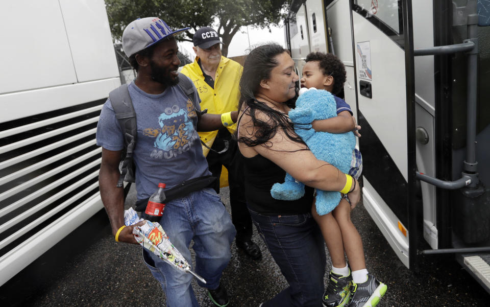 (FOTOS) Texas se prepara para la llegada de un huracán devastador