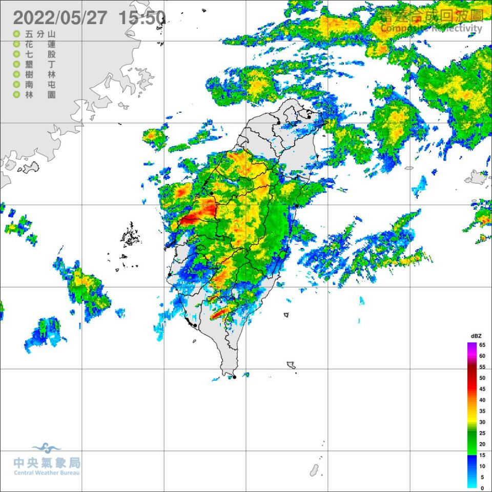 今日台灣上空雷達合成回波圖。 （圖／氣象局提供） 