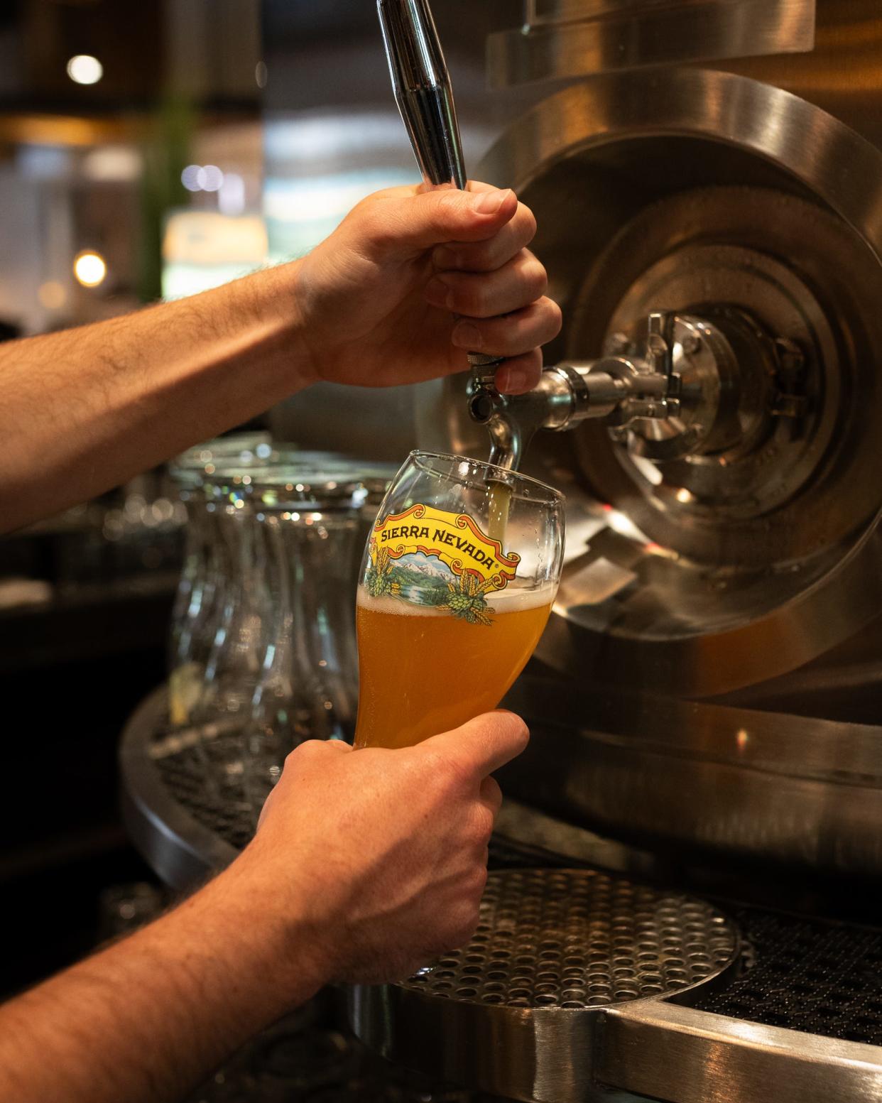 Sierra Nevada Brewing Co. received the gold medal for its Weizenbock in the category of South German-Style Weizenbock in the World Beer Cup.