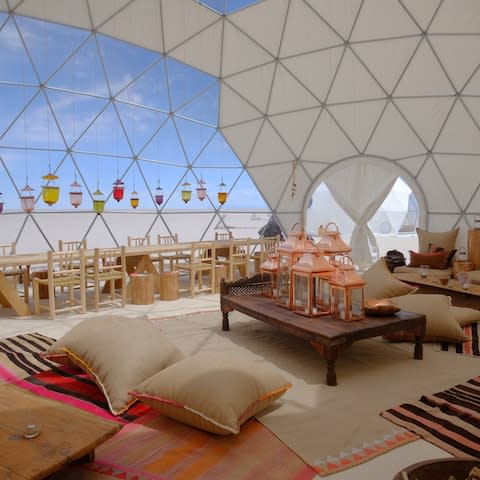 insde the Kachi Lodge dome Bolivia