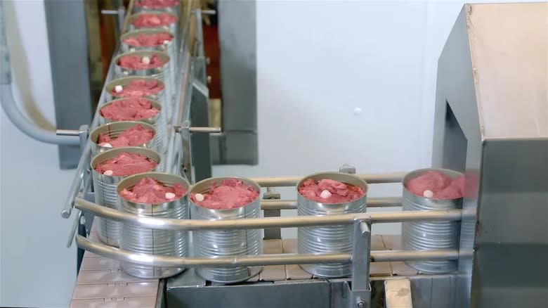 Canned roast beef in production