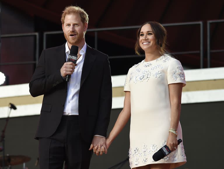 El príncipe Enrique y Megan, la duquesa de Sussex, estrenarán su docureality en Netflix