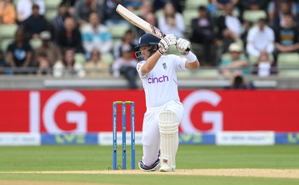 Root drives to the boundary (Getty)