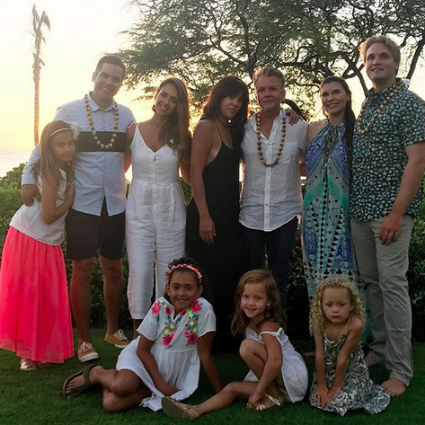 <p>“We had an epic family vacay,” posted the mom-to-be, who debuted her baby bump on this Hawaiian getaway. “Thank you to everyone at the Four Seasons for treating us like family.” (Photo: <a rel="nofollow noopener" href="https://www.instagram.com/p/BW8UATIhFuq/?taken-by=jessicaalba" target="_blank" data-ylk="slk:Jessica Alba via Instagram;elm:context_link;itc:0;sec:content-canvas" class="link ">Jessica Alba via Instagram</a>) </p>